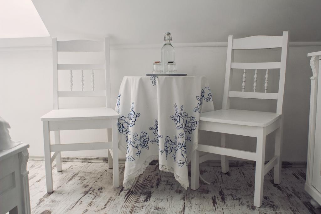 Deak Udvarhaz Hotel Kakucs Kamer foto